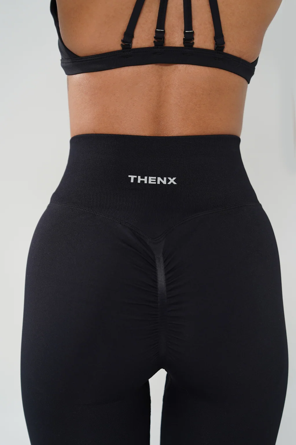 Thenx Seamless Leggings - Black - Image 4